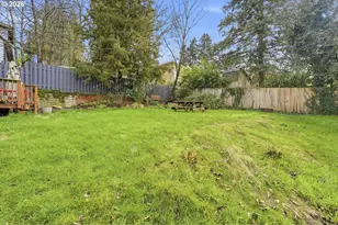 1330 SW Hume St, Portland, OR 97219 - Photo 37
