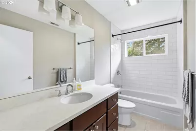 1330 SW Hume St, Portland, OR 97219 - Photo 17