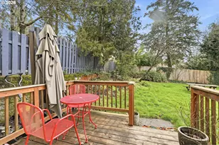 1330 SW Hume St, Portland, OR 97219 - Photo 33