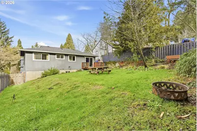 1330 SW Hume St, Portland, OR 97219 - Photo 35