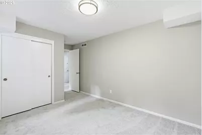 1330 SW Hume St, Portland, OR 97219 - Photo 29