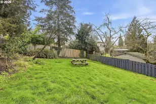 1330 SW Hume St, Portland, OR 97219 - Photo 33