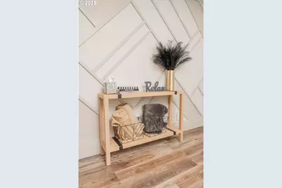 940 W Luellen Dr, Roseburg, OR 97471 - Photo 7