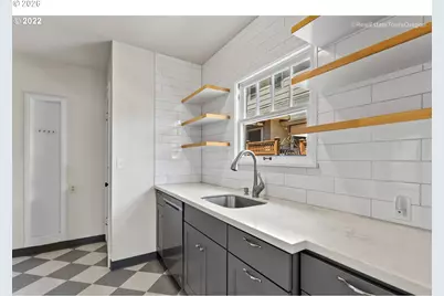 515 SE Peacock Ln, Portland, OR 97214 - Photo 7