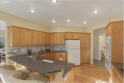 2245 NW Park Terrace, Albany, OR 97321 - Photo 7