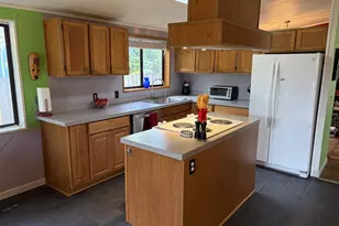 3083 Stapp Dr, Eugene, OR 97408 - Photo 3