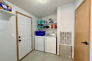 1312 Sunny Ct, Sutherlin, OR 97479 - Photo 19