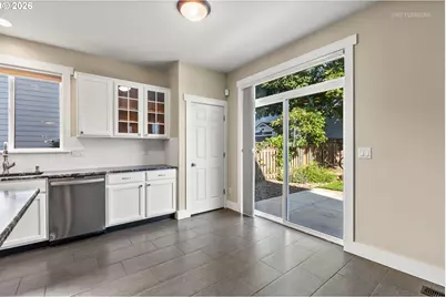 364 NE 20th Ave, Canby, OR 97013 - Photo 7