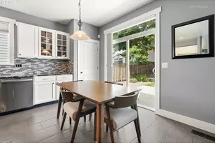 364 NE 20th Ave, Canby, OR 97013 - Photo 5