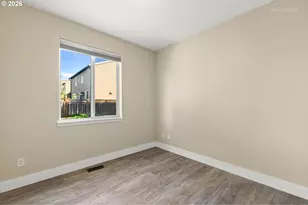 364 NE 20th Ave, Canby, OR 97013 - Photo 11