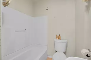 3633 SE Henderson St, Portland, OR 97202 - Photo 25