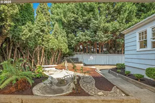 3633 SE Henderson St, Portland, OR 97202 - Photo 5