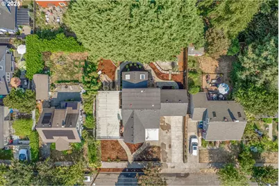 3633 SE Henderson St, Portland, OR 97202 - Photo 11