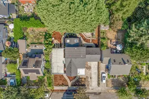 3633 SE Henderson St, Portland, OR 97202 - Photo 11