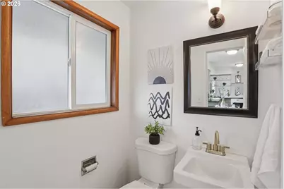 15220 NE Couch Ct, Portland, OR 97230 - Photo 17