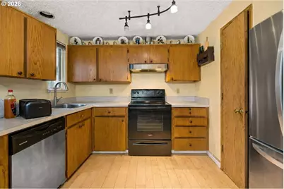 1364 SE Fir Grove Loop, Hillsboro, OR 97123 - Photo 3