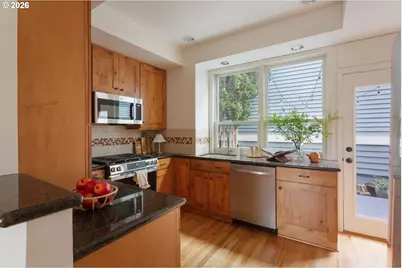 7980 SE Grand Ave, Portland, OR 97202 - Photo 7
