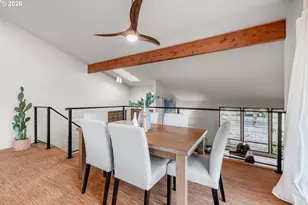 15330 NW Oak Hills Dr, Beaverton, OR 97006 - Photo 17