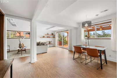 15330 NW Oakhills Dr, Beaverton, OR 97006 - Photo 27