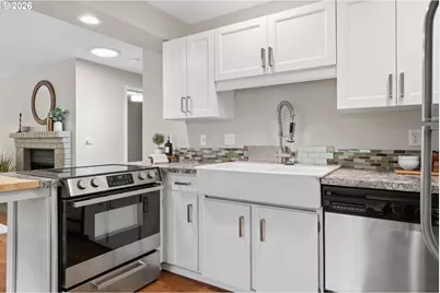 13113 NW 8th Ave #A, Vancouver, WA 98685 - Photo 17