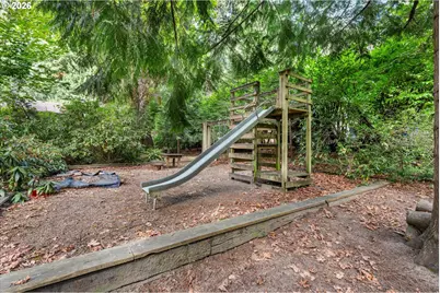 10744 SW Lancaster Rd, Portland, OR 97219 - Photo 45