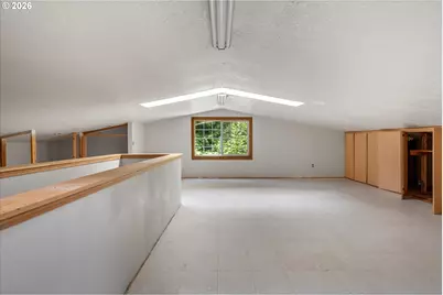 10744 SW Lancaster Rd, Portland, OR 97219 - Photo 37