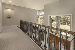 2324 NW Pinnacle Dr, Portland, OR 97229 - Photo 23