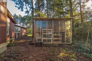 498 Klamath Ave SE, Bandon, OR 97411 - Photo 27