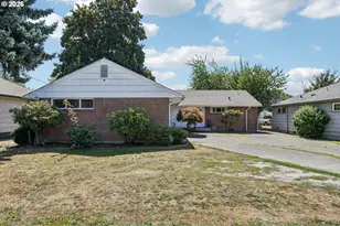 2219 Ocean Beach Hwy, Longview, WA 98632 - Photo 1