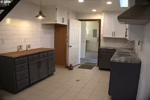 55821 Wildhorse Rd, Weston, OR 97886 - Photo 9
