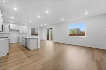 18935 SW Eureka Ln, Beaverton, OR 97007 - Photo 5