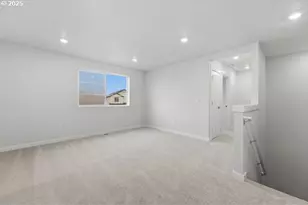 18935 SW Eureka Ln, Beaverton, OR 97007 - Photo 13