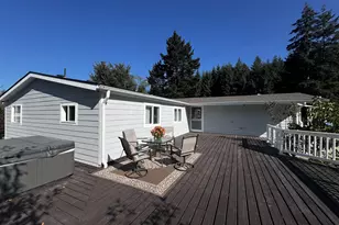 97040 Henderson, Brookings, OR 97415 - Photo 3