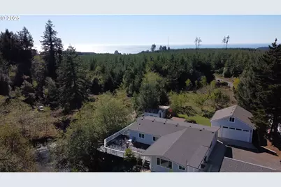 97040 Henderson, Brookings, OR 97415 - Photo 37