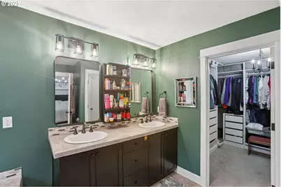 2400 NW 41st Ave, Camas, WA 98607 - Photo 35