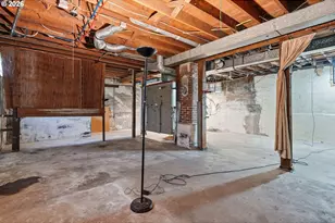 309 SE 47th Ave, Portland, OR 97215 - Photo 33