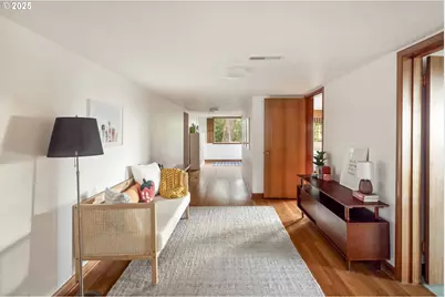 6505 SE Thorburn St, Portland, OR 97215 - Photo 27