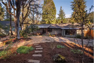 4680 W Hillside Dr, Eugene, OR 97405 - Photo 37