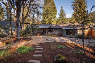 4680 W Hillside Dr, Eugene, OR 97405 - Photo 37