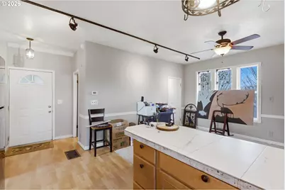 114 E 2nd St, Newberg, OR 97132 - Photo 29