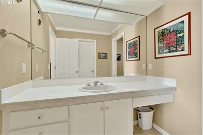 15490 NW Tee Ct, Portland, OR 97229 - Photo 21