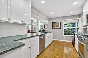 15490 NW Tee Ct, Portland, OR 97229 - Photo 7