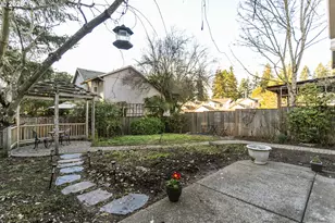 2117 SE 48th Ave, Hillsboro, OR 97123 - Photo 37