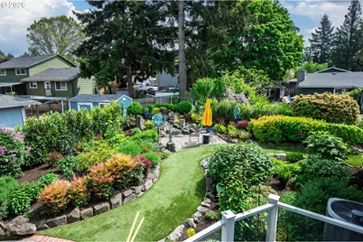 286 NW Linneman Ave, Gresham, OR 97030 - Photo 45