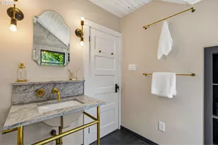 2824 SW Illinois St, Portland, OR 97239 - Photo 29