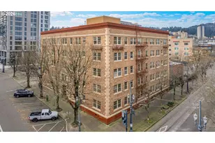 709 SW 16th Ave, Portland, OR 97205 - Photo 5