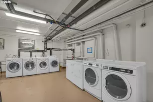 709 SW 16th Ave, Portland, OR 97205 - Photo 37