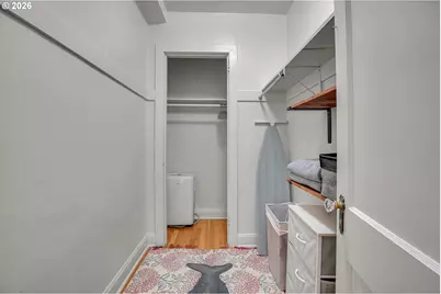 709 SW 16th Ave #207, Portland, OR 97205 - Photo 15