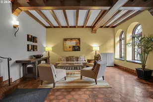 709 SW 16th Ave, Portland, OR 97205 - Photo 7