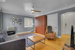 709 SW 16th Ave, Portland, OR 97205 - Photo 21